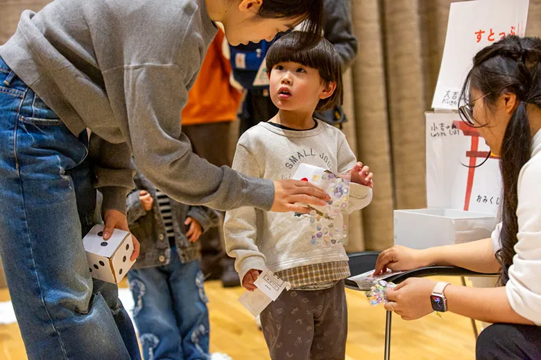 こどもまんなか企画100年すごろく写真02